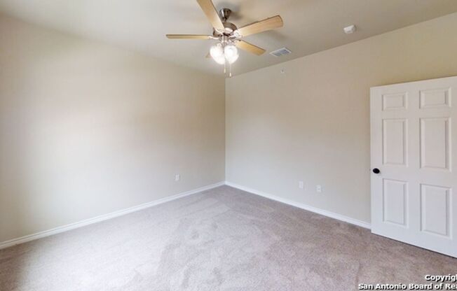 2 beds, 2 baths, $1,600