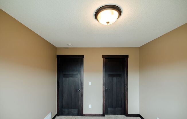 2 beds, 1.5 baths, 1,080 sqft, $1,875, Unit 3324