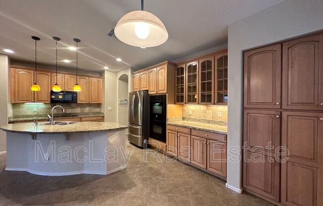 3691 E. Kingbird Place