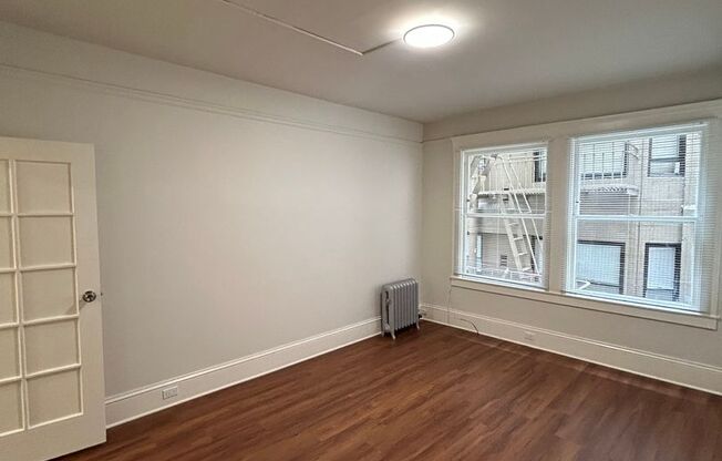 1112 LARKIN ST