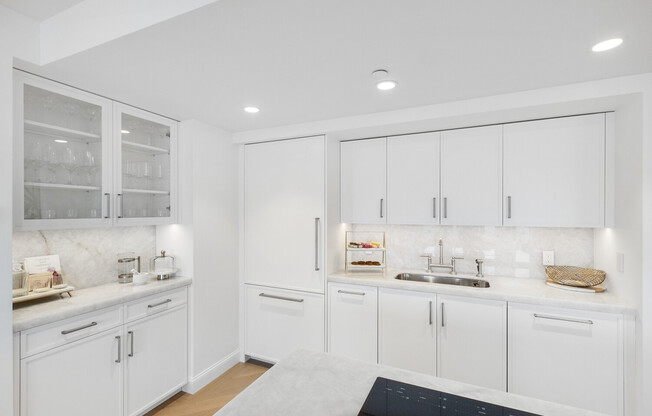 3 beds, 3.5 baths, 2,130 sqft, $50,000, Unit 2501