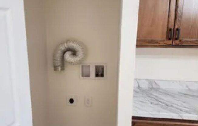 1 BEDROOM 1 BATHROOM HOME IN CENTRAL EL PASO