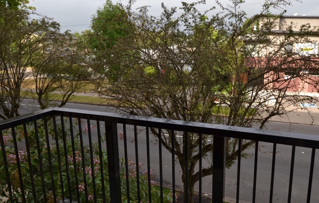 3 beds, 2 baths, 1,322 sqft, $3,240, Unit 01