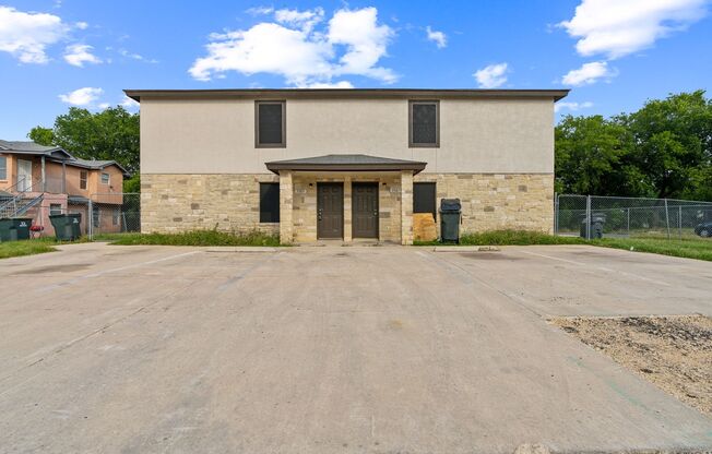 Charming 3-Bed, 2-Bath Home in a Quiet San Antonio Neighborhood