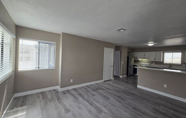 2 beds, 2 baths, 875 sqft, $1,395, Unit 9