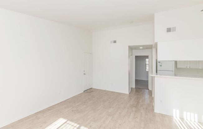 1 bed, 1 bath, 660 sqft, $2,470