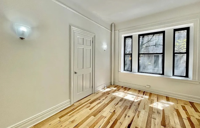 52 IRVING PL