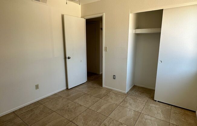 3 beds, 2 baths, 1,078 sqft, $1,750, Unit #1