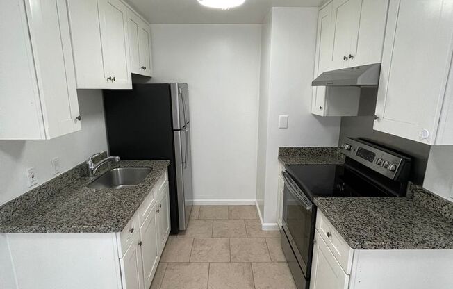 1 bed, 1 bath, $2,295, Unit 07