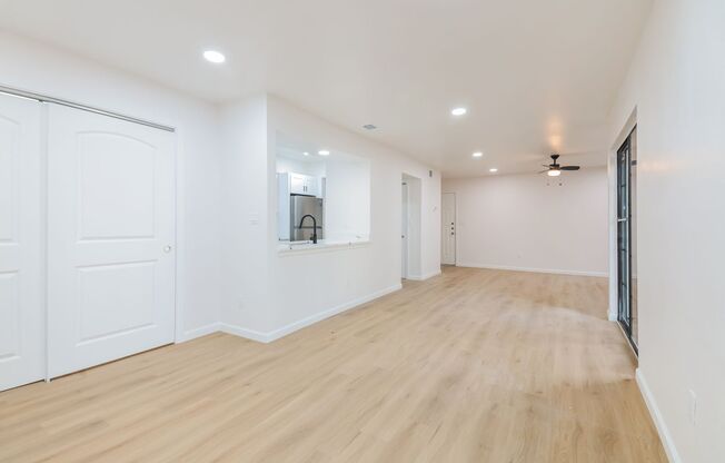 1 bed, 1 bath, $1,150, Unit #119