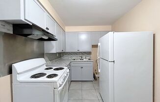 3 beds, 1 bath, $1,100