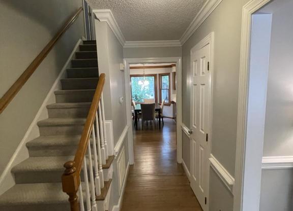 639 GREENWOOD CIR