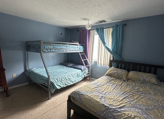 2 beds, 2 baths, 1,280 sqft, $2,800, Unit 201