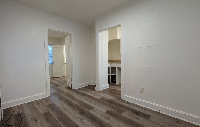 1 bed, 1 bath, $1,095, Unit # 3