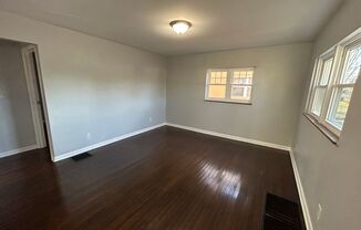 2 beds, 1 bath, 775 sqft, $1,050, Unit 1867