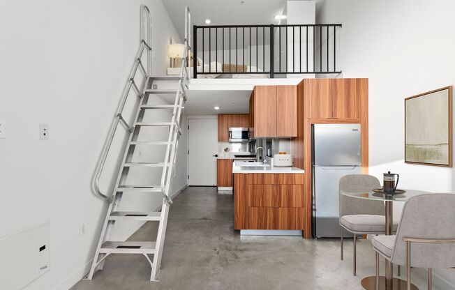 Studio, 1 bath, 379 sqft, $1,995, Unit 22-Bedroom3