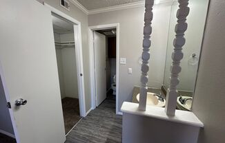 2 beds, 2 baths, 943 sqft, $855, Unit 1110