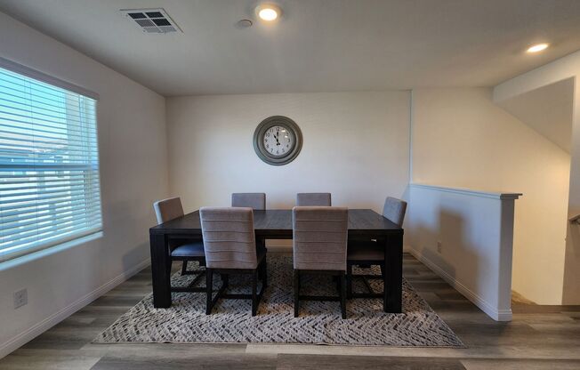 Modern Comfort Meets Vegas Vibes! – Utilities & Internet Included