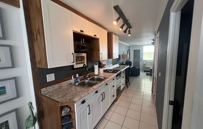 1 bed, 1 bath, $2,200, Unit # 1203B