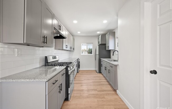 3101 W 60 ST