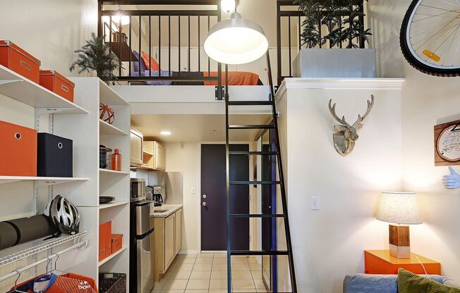 Studio Apartments Near UW