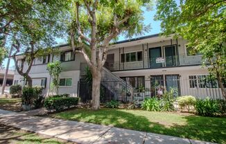 405 W 10th St