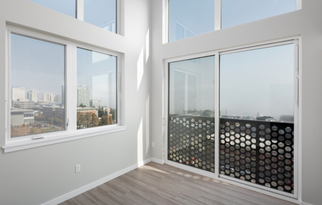 PM - Ellis Apartments