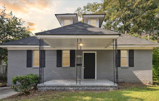 Huge East Savannah 5BR/2BA House For Rent