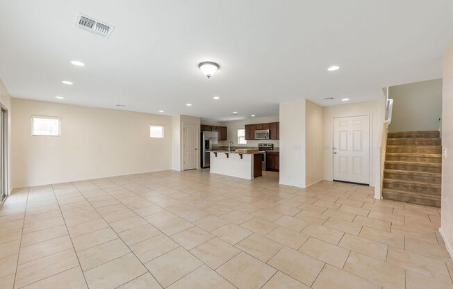 Charming 4 bedroom 3 bath Home in Gilbert!