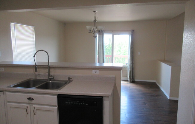 7601 DUCK HAWK PL