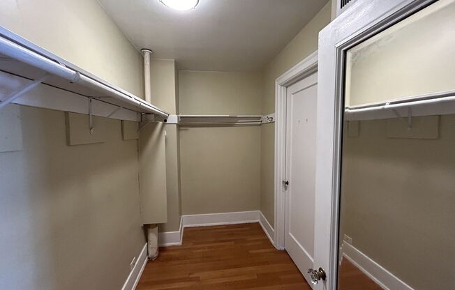 Studio, 1 bath, 347 sqft, $1,065, Unit 103