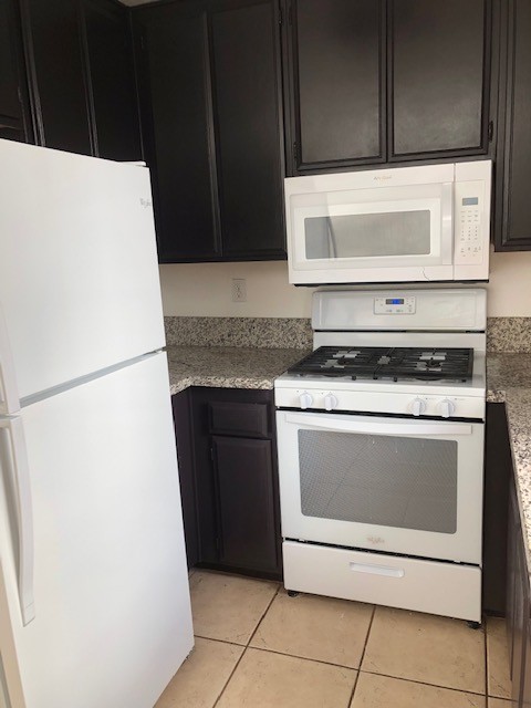 1 bed, 1 bath, $2,250, Unit 205