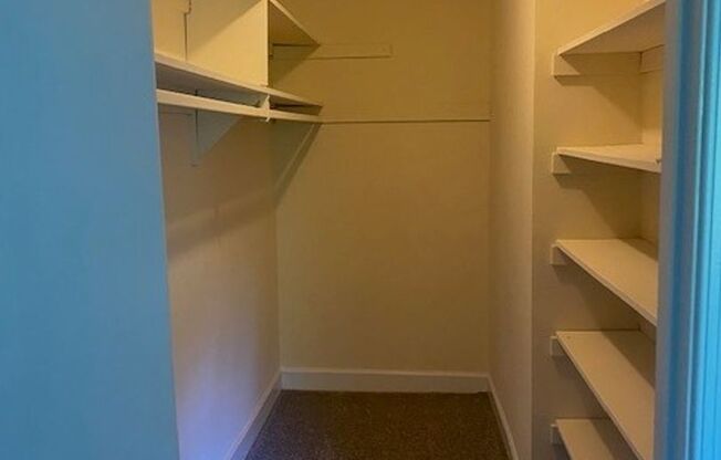1 bed, 1 bath, 800 sqft, $1,675, Unit 3355 #203