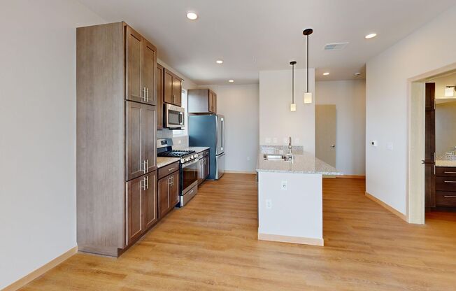 1 bed, 1 bath, 756 sqft, $1,715, Unit #501