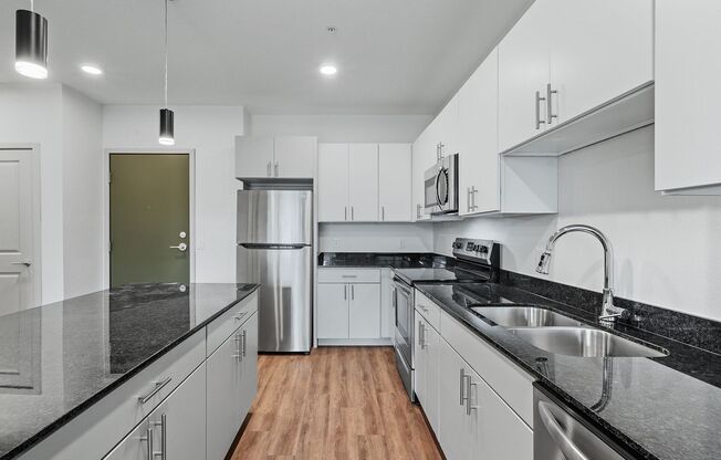 1 bed, 1 bath, 835 sqft, $1,810, Unit 115