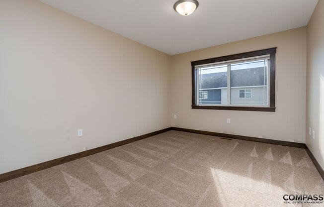 2 beds, 1.5 baths, $1,650, Unit 2951