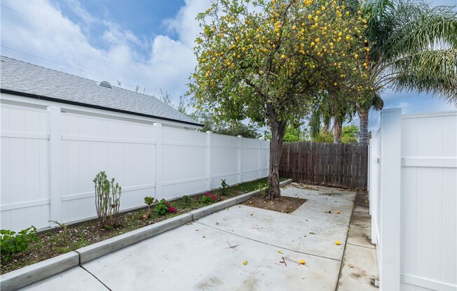 21030 INGOMAR ST