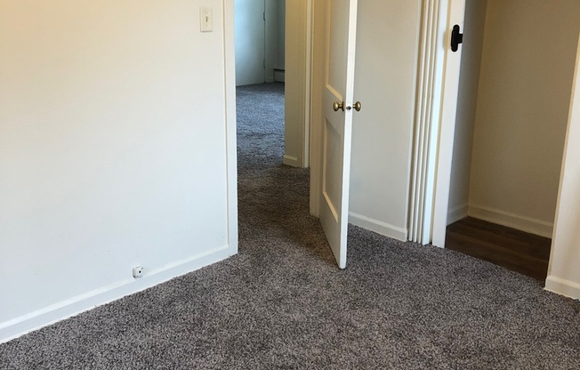 2 beds, 1 bath, 695 sqft, $725, Unit 1500-303