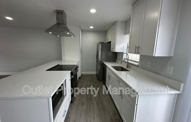 6291 Arlington Court Unit #215