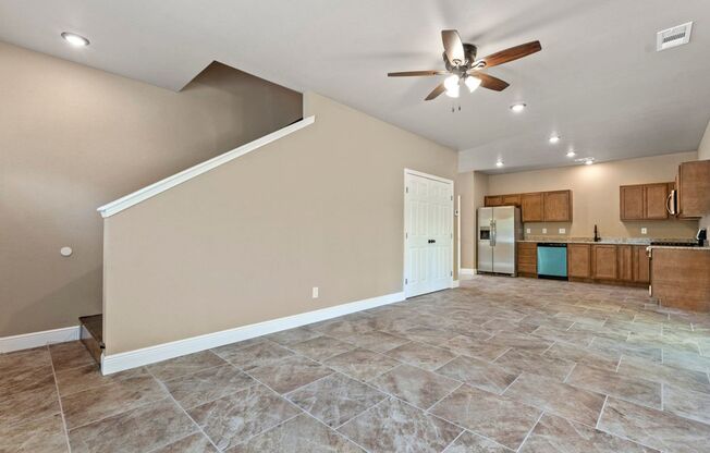 3 beds, 2.5 baths, 1,500 sqft, $1,495, Unit 386 N Nature Ln, Unit 1