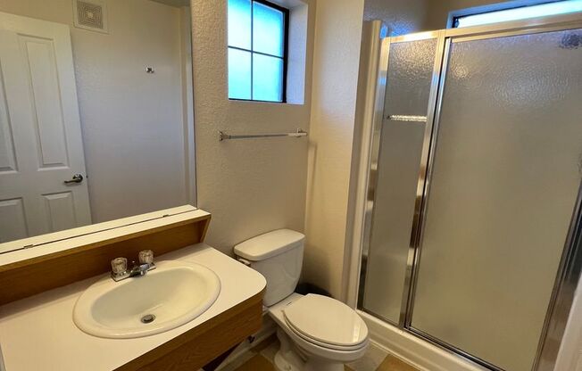 2 beds, 2 baths, $1,700, Unit Unit 1238