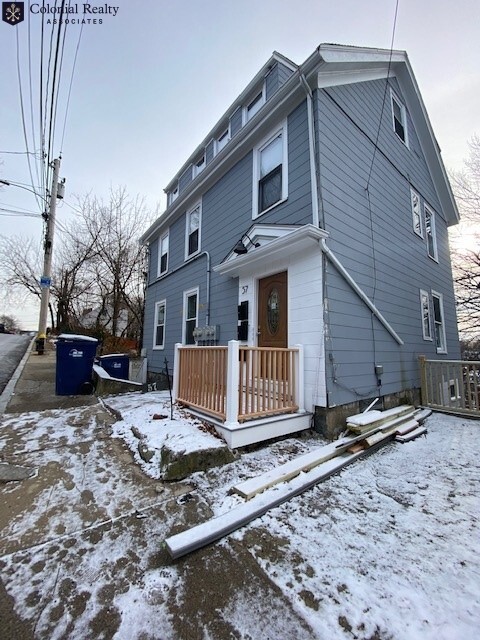 63 HEMMAN ST
