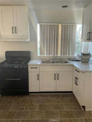 3 beds, 2 baths, 1,200 sqft, $3,700