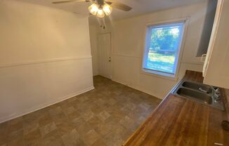 2 beds, 1 bath, $775