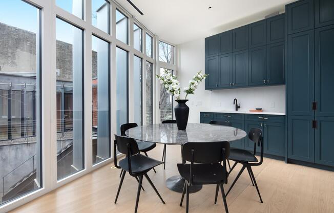 96 6 AVE TOWNHOUSE