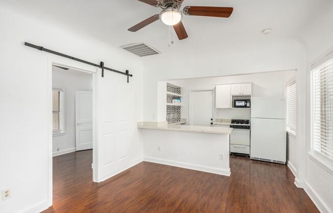 1 bed, 1 bath, $1,295