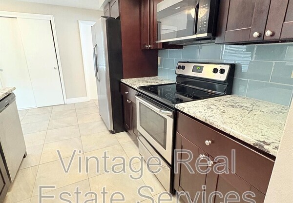 742 BARBARA ST