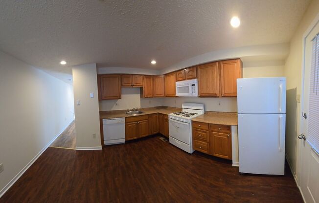 Spacious 2-Bedroom Townhome – Newly Renovated & Move-In Ready! ** VOUCHER HOLDERS ONLY**