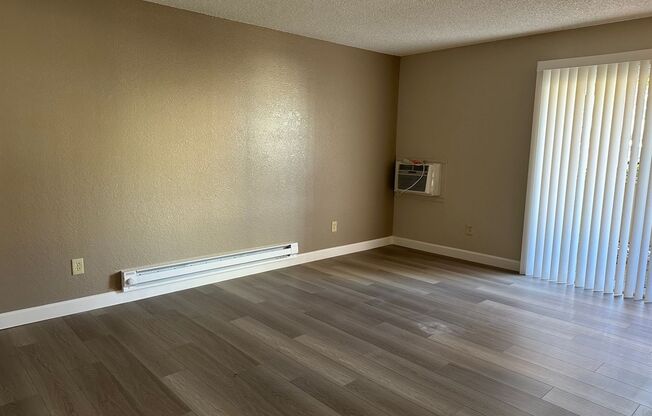 One Bedroom For Rent