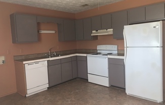 2 beds, 1 bath, $980